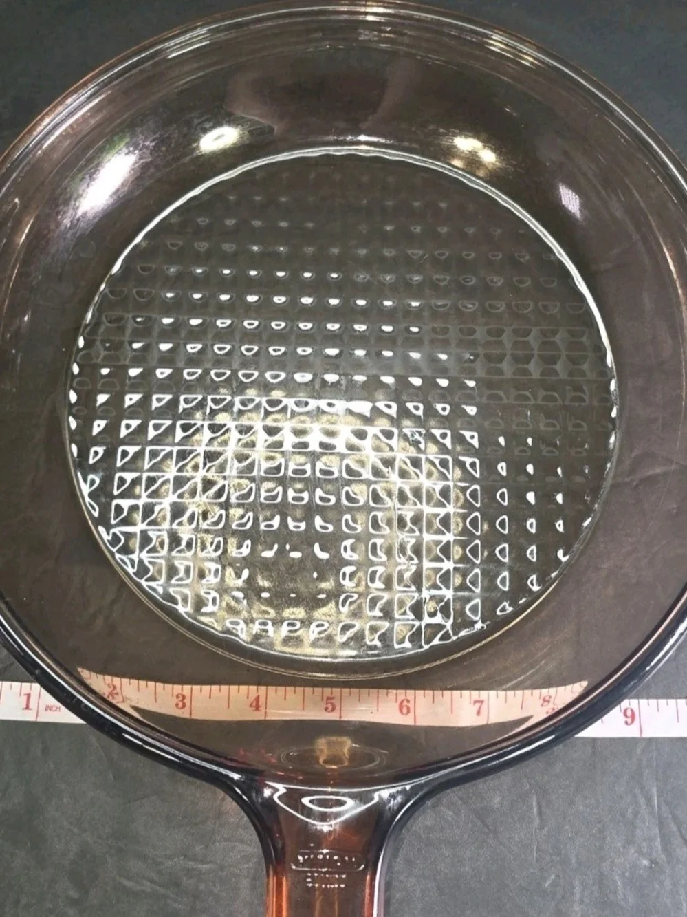 Pyrex Clear Glass 10in Skillet waffle bottom with Lid Amber-Tinted Handle